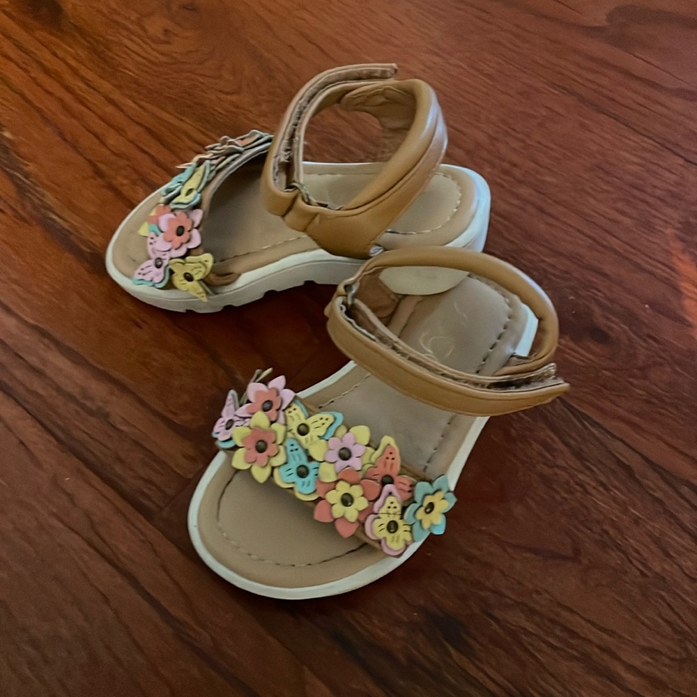 Toddler girl Sugar sandals size 5